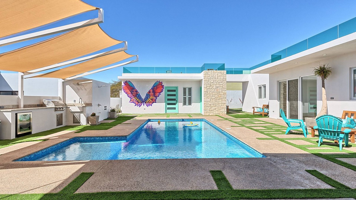 Laguna Shores House | Casa EquiX in Laguna Shores at Rockypoint