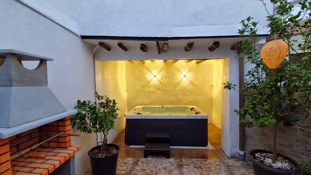 Aldeanueva de Barbarroya Apartment | Casa Rural Tinguaton 1