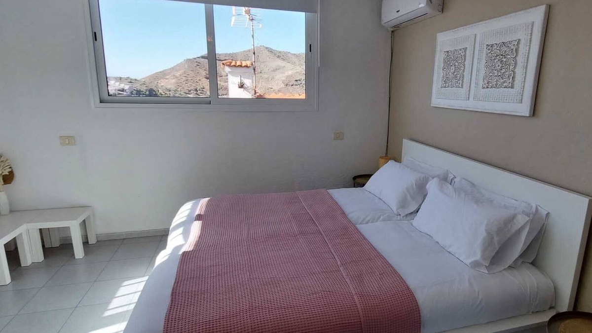 Balito Apartment | Casa Estrellas Zonovergoten Terras met Zeezicht. 5 min Lopen van Anfi Del Mar