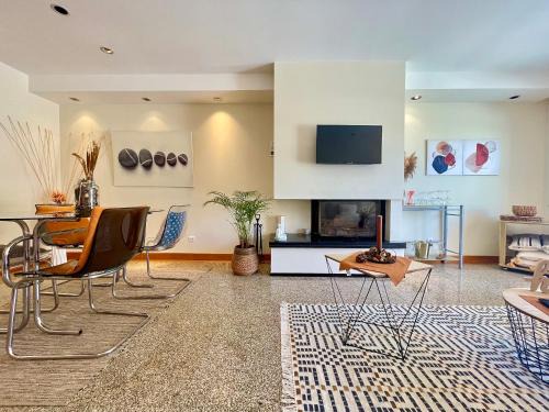 Alfa-Mar House | Casa Falésia - 150 meters from Falésia Beach