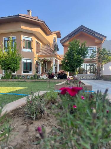 Brein Villa | Casa fiore