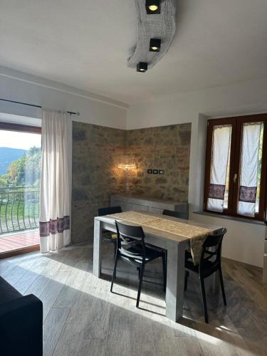 Piancastagnaio House | Casa Gaudi