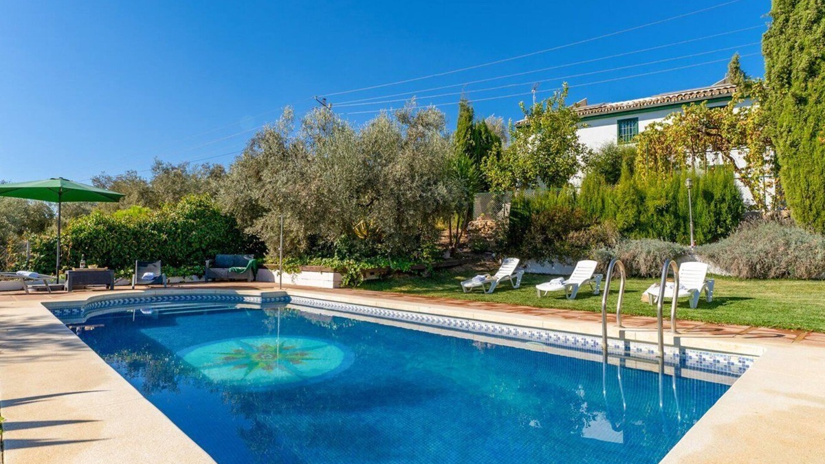 Villanueva de Algaidas Villa | Casa Ginés Iznájar by Ruralidays