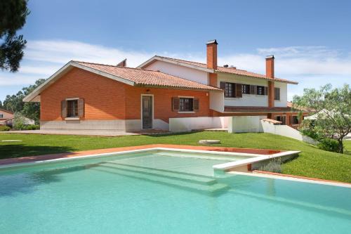 Mira House | Casa Greenside of Sea