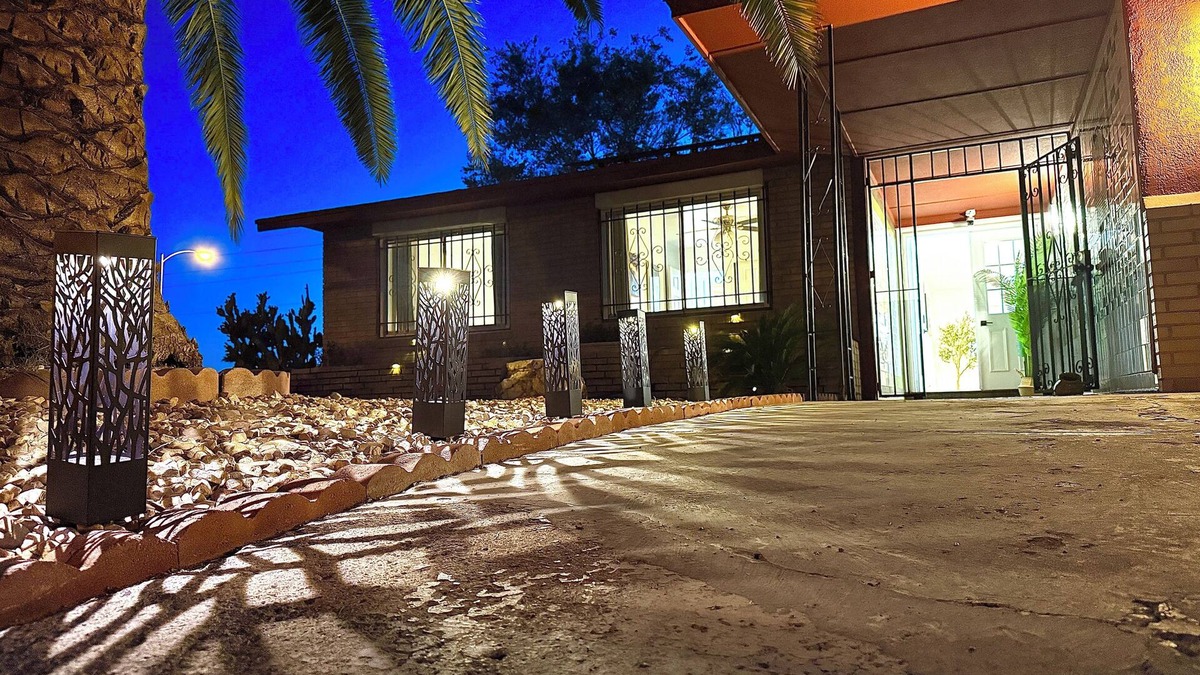Rancho Oakey House | Casa independiente en el vibrante centro de Las Vegas.
