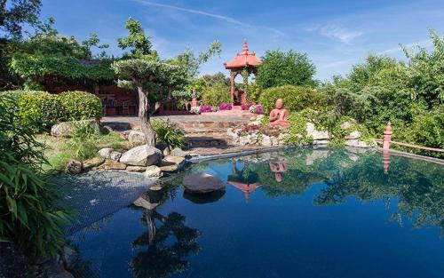 Santa Cruz del Retamar House | Casa Jardín Oriental