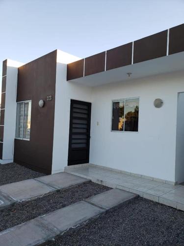 Los Mochis House | Casa La Marina