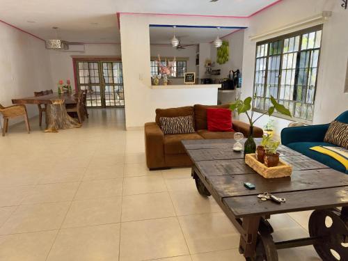 Ticul House | Casa La Perla del Sur Confort y calidez en todos sus espacios