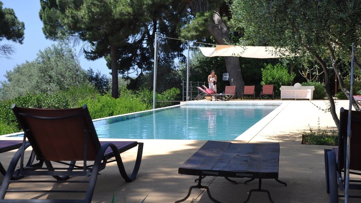 Citta del Mare House | Casa Laghetto with swimming pool overlooking the sea