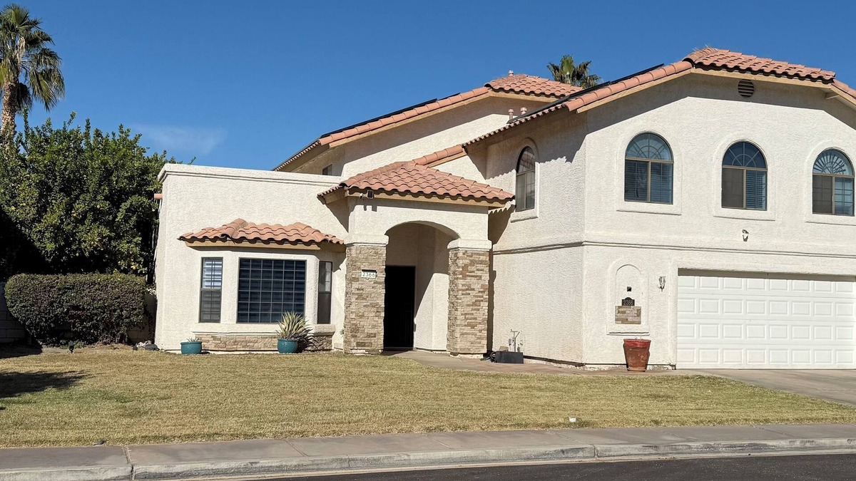 Yuma House | Casa Laissez-Faire: A 2800+ SqFt Private Desert Oasis with Private Pool.