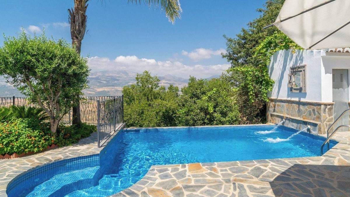 Los Romanes Villa | Casa Las Orquídeas Viñuela by Ruralidays