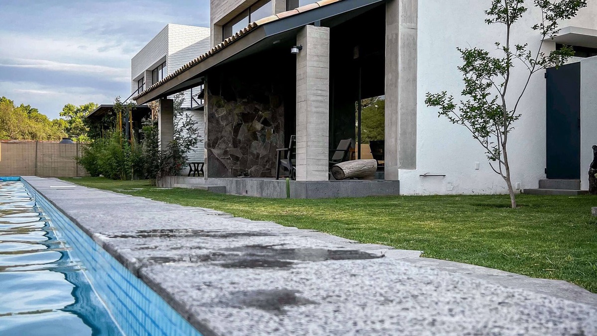 Centro House | Casa Loft Cerca del Centro de Tequisquiapan con Terraza Frente a la Alberca