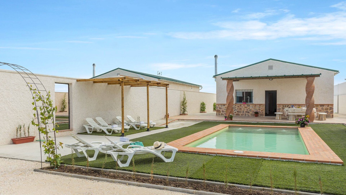 La Lantejuela Cottage | Casa Lola Holiday Home - Lantejuela