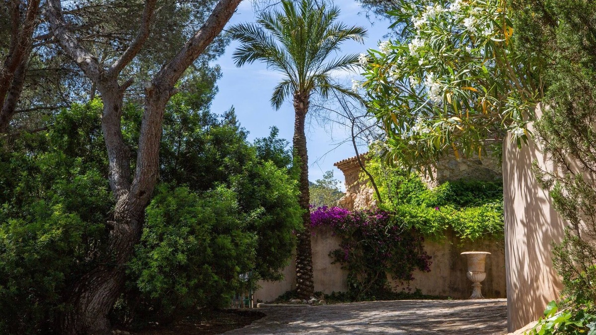 Canyelles House | Casa Los Arcos at Masia Nur (Adults only)