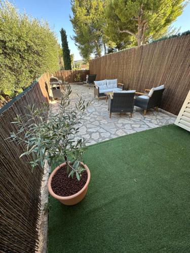 Saint-Cyr-sur-Mer Apartment | Casa Lucia