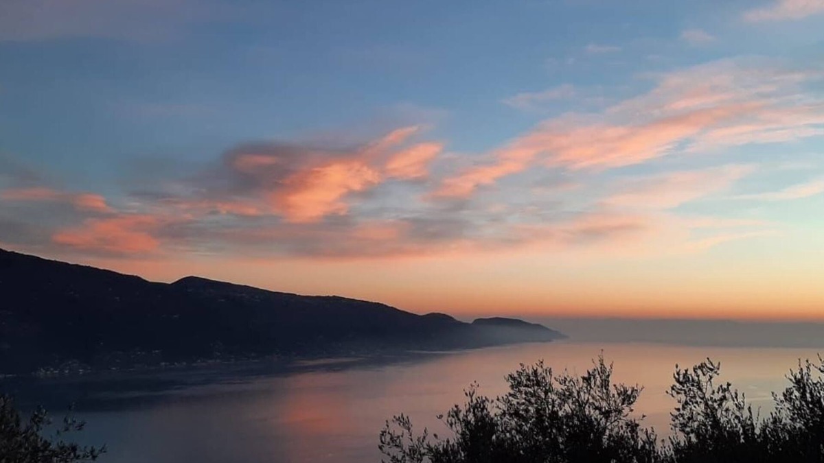 Oldesio Apartment | Casa Maffei TOP apartment 1, floor 2, balcony with fantastic lake view, parking