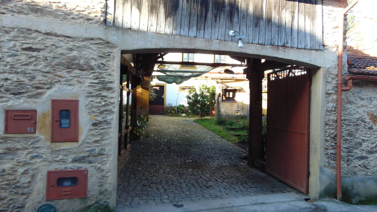 Agueda House | Casa Magnolia- Magnolia Cottage in the village of Carvoeiro