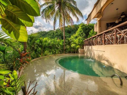 P Chahue Villa | Casa Maka - Stunning Oceanfront Villa