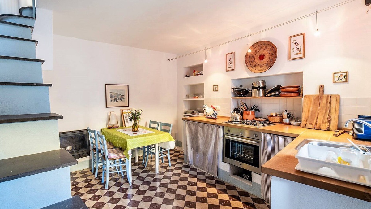 Cuglieri House | Casa Melograno in Cuglieri