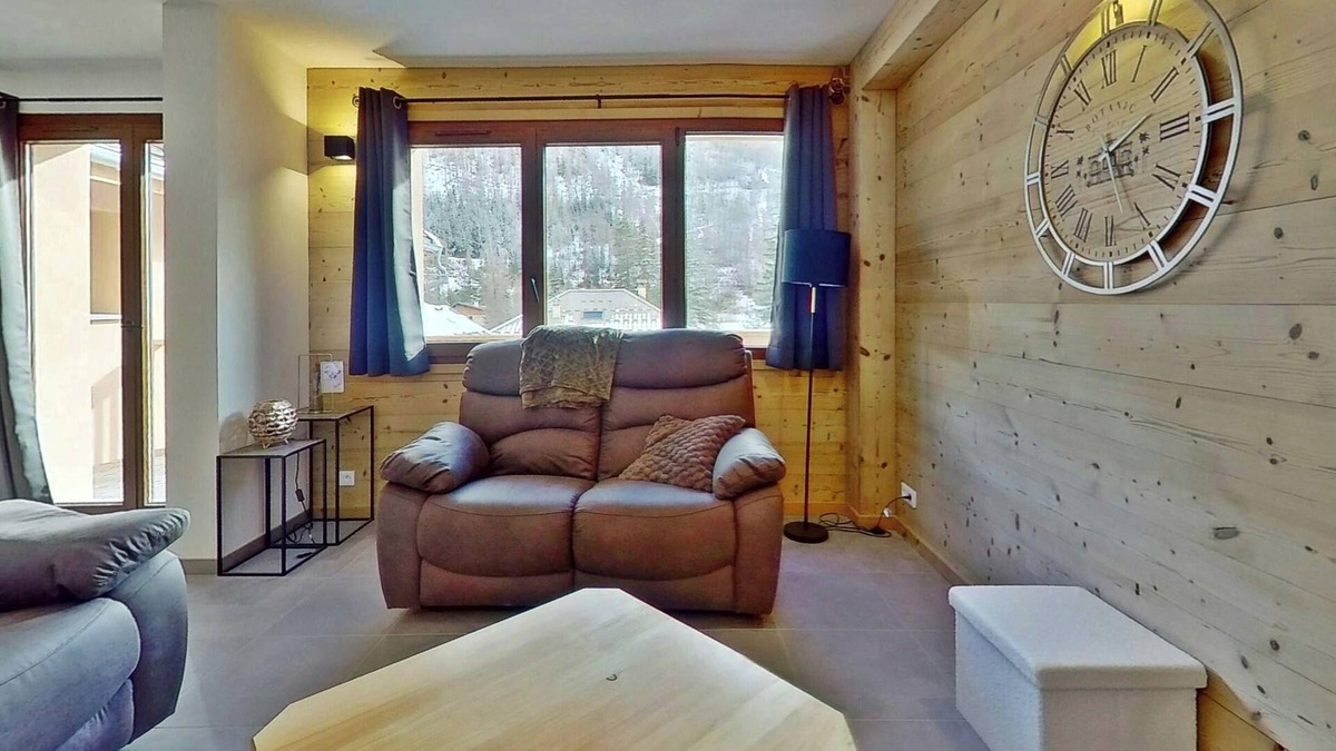 Aiguilles Apartment | CASA-Mezan, appartement cosy 2 chambres