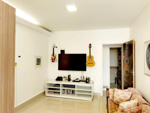 Lago Sul House | Casa Modernista - Aluguel de Suítes