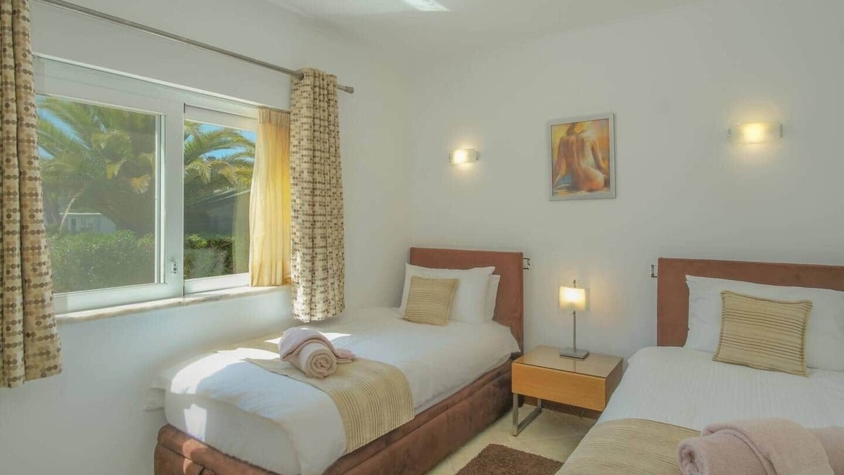 Funchal Apartment | Casa Monte Cristo - Apartment Almond