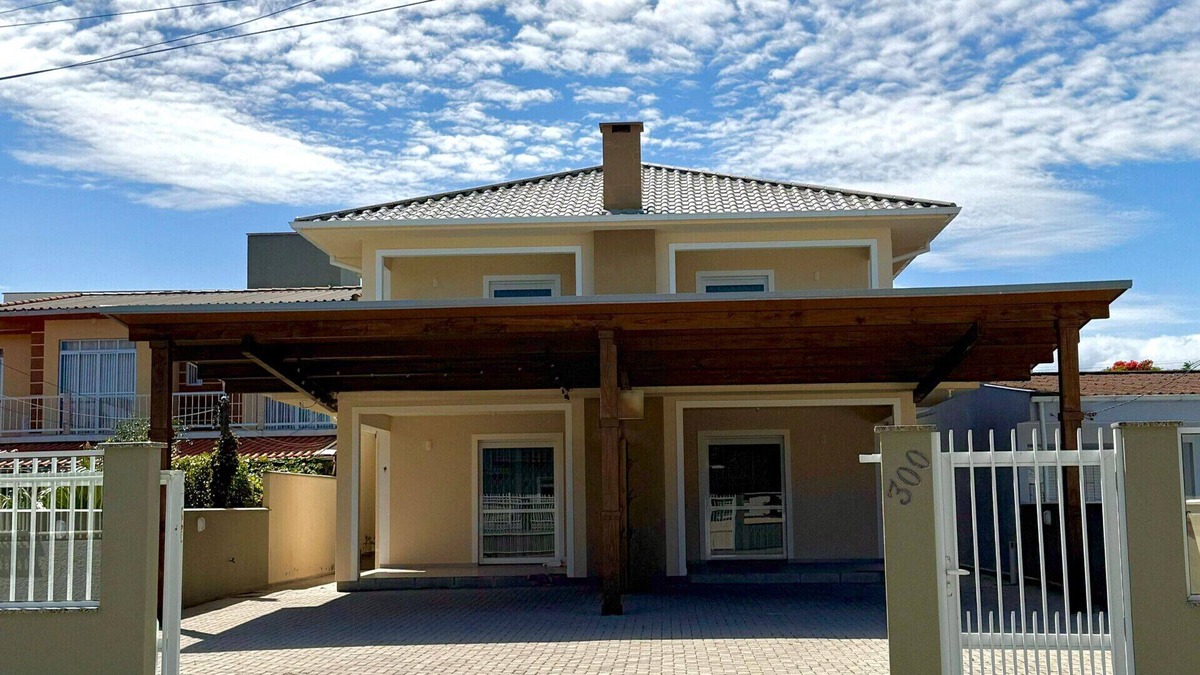 Palhoca House | Casa na praia c WiFi e churrasqueira em Palhoça/SC