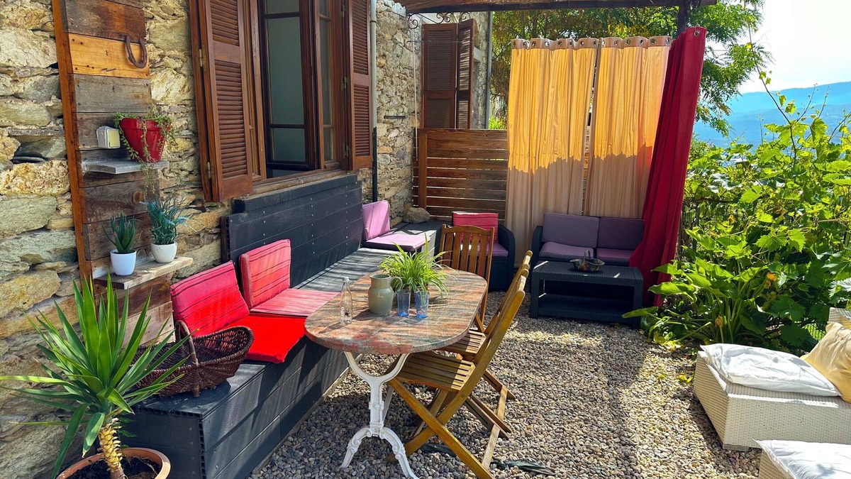 Santo-Pietro-di-Tenda Apartment | Casa Nebbia, appartement dans maison en pierre