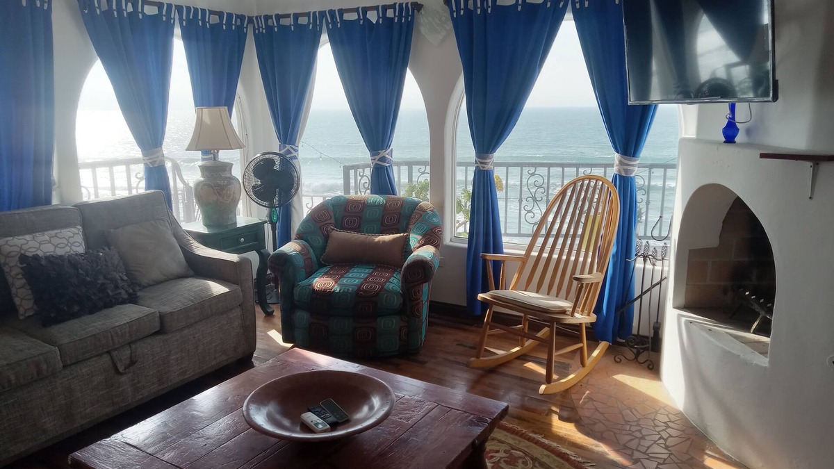 Playas de Rosarito Villa | Casa Noches de Verano beach house - Pool & jacuzzi