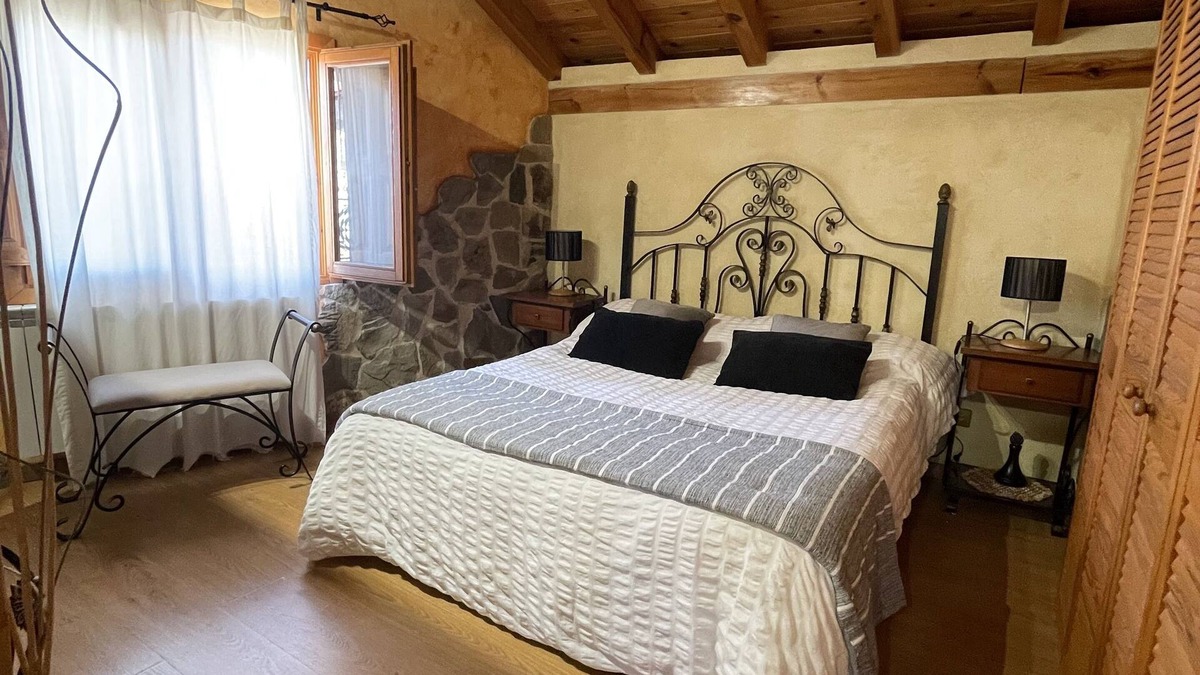 Guardo Cottage | Casa Obis - Casa Rural con Jardín, Barbacoa y Unas Espectaculares Vistas