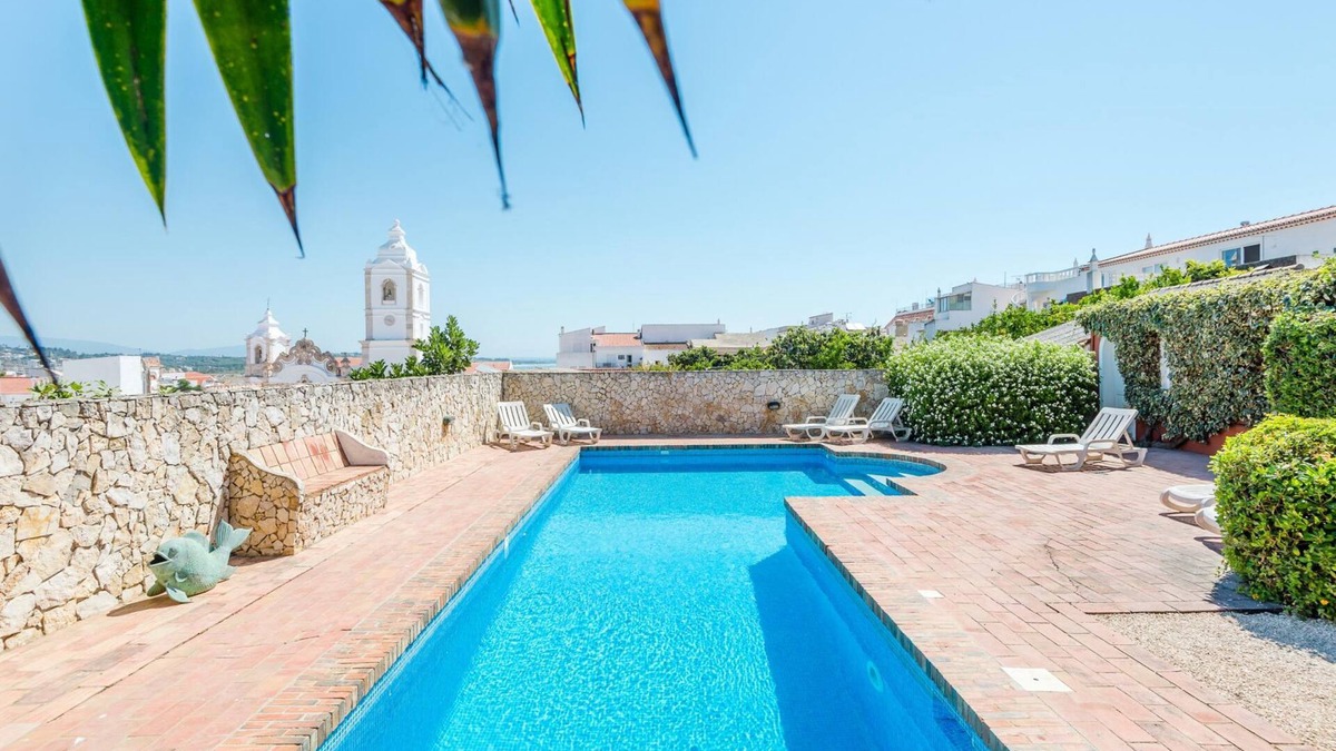 Lagos City Center Apartment | Casa Omlandia With Pool - Lagos Old Town