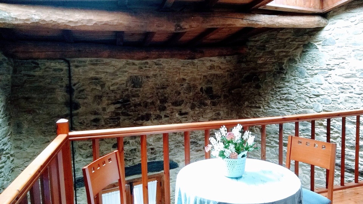 Triacastela House | Casa Pacios