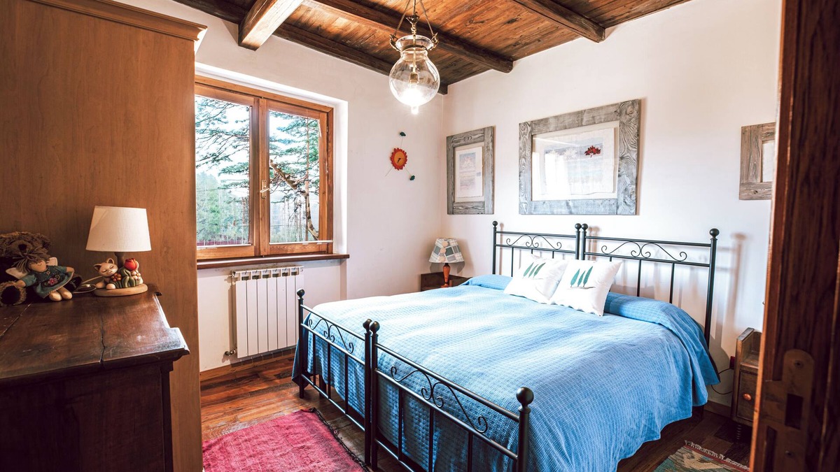 Castelraimondo Villa | Casa Padronale - Rustic Charm, Hiking and Pool