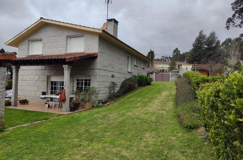 Salceda de Caselas Apartment | CASA PEDRASRUBIAS