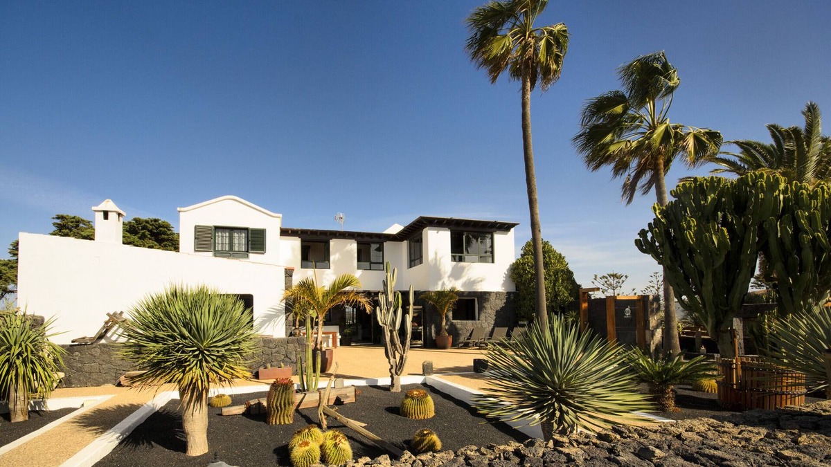 Masdache Ski Chalet | Casa Perdomo, local culture within vines