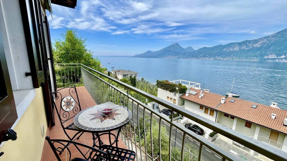 Brenzone sul Garda Apartment | Casa Ré - Apartment with beautiful lake view.