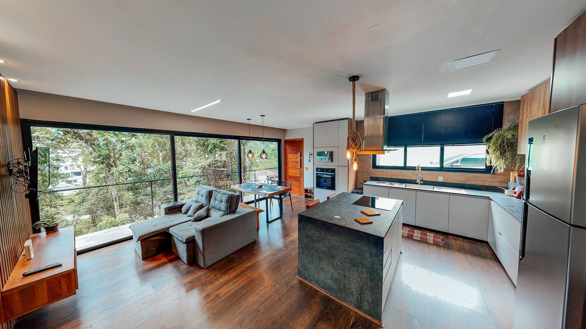 Quitandinha House | Casa Recanto da Neblina