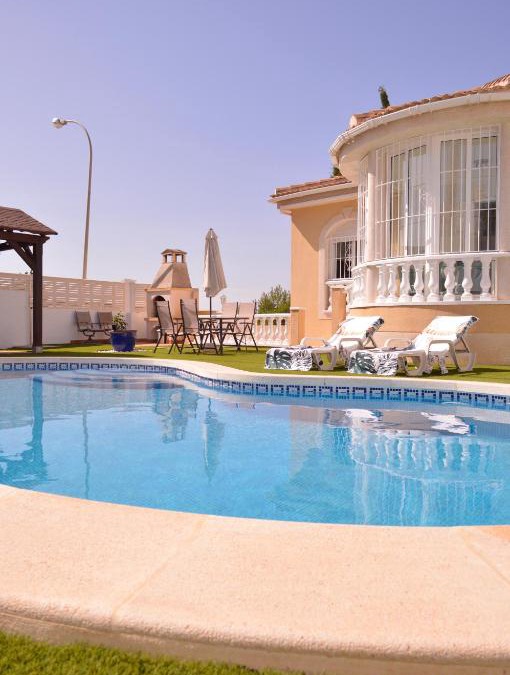San Miguel de Salinas Villa | Casa Reni - 5 Bedroom Villa with private pool
