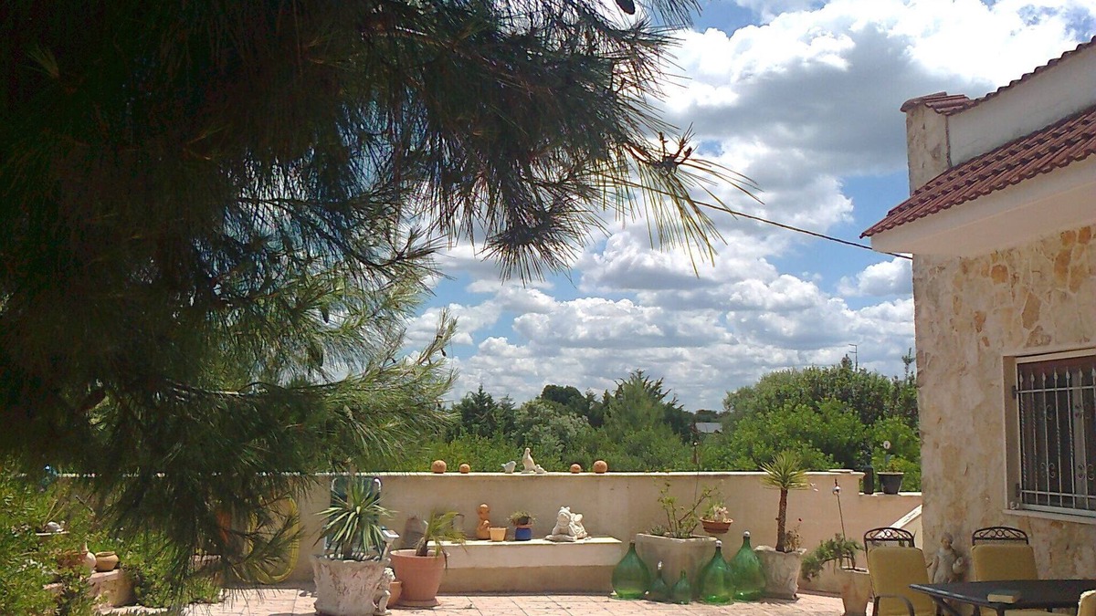 Avetrana House | Casa Roma offers a roof terrace with sea views just 1800 meters away. sea