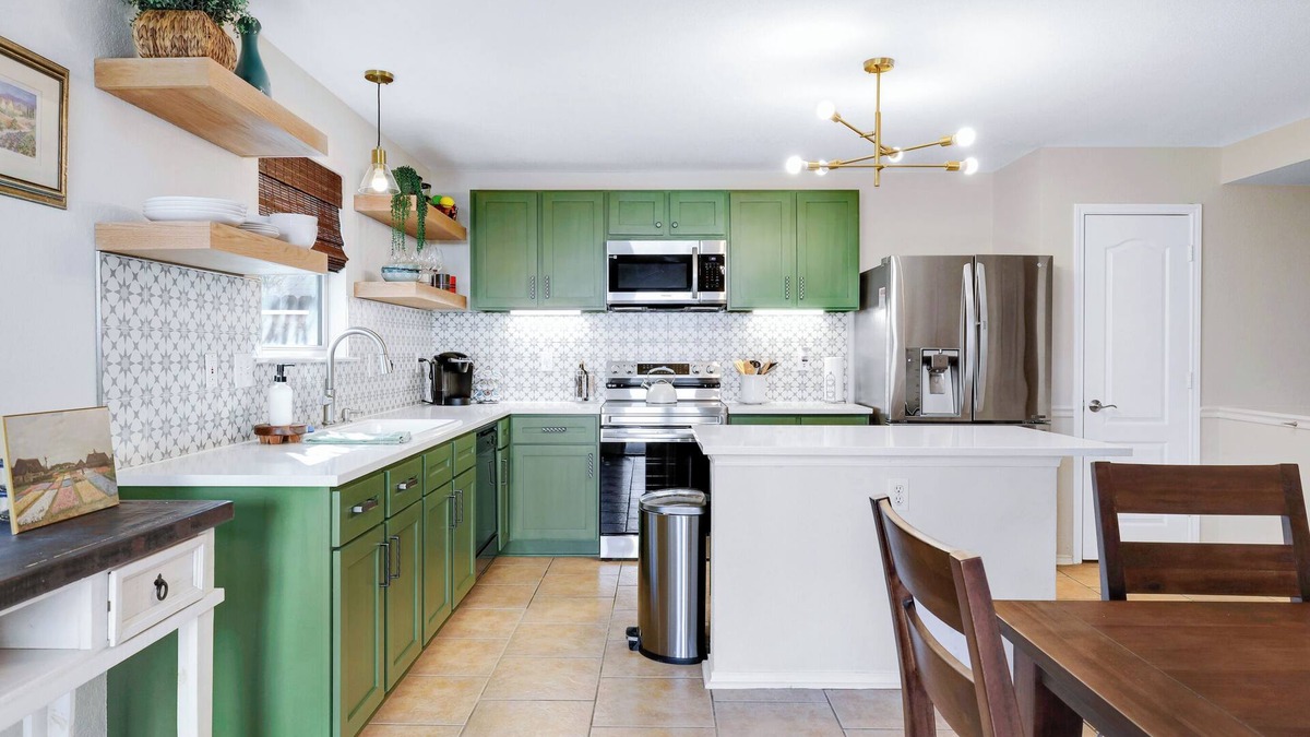 North San Antonio - SAT House | Casa Rosario- a stylish home located 20/30 mins from all the SA attractions!n