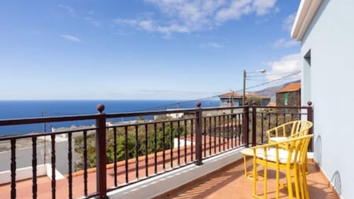 Los Llanillos Apartment | Casa Rural del Lomo - Terrace & BBQ, El Hierro