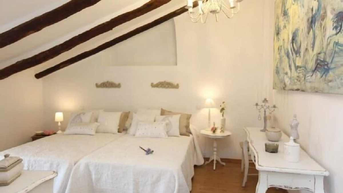 Fuendetodos Cottage | Casa Rural del Pintor for 15 people