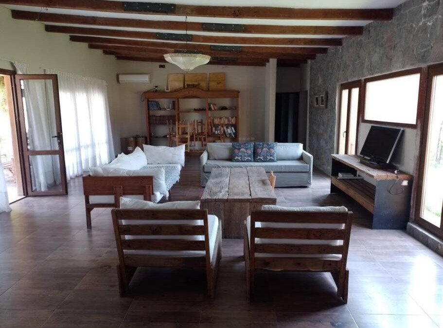 Tapia House | Casa rural en Club de Campo Las Cortaderas