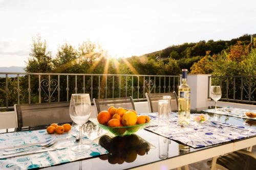 Lanjaron House | Casa rural La Canal