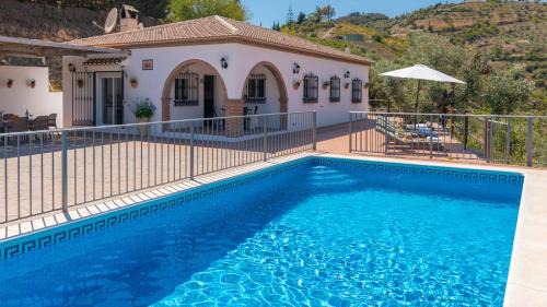 Canillas de Albaida House | Casa Rural Moreno Canillas de Albaida by Ruralidays