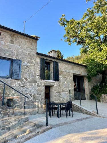 Meira House | Casa rural Reibón