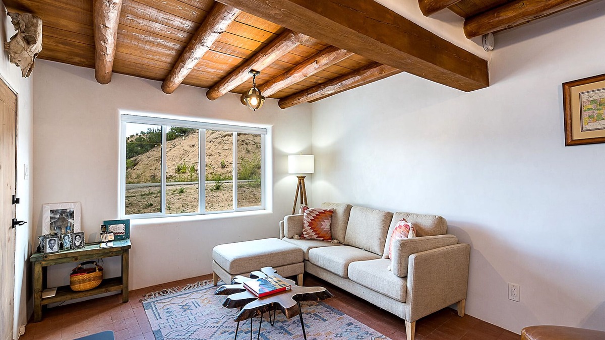 Chupadero House | Casa Sarita | Pets Allowed + Near Trails & Galleries!