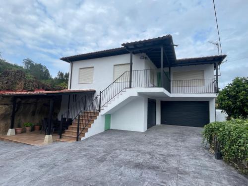 Novales House | Casa SIDRO