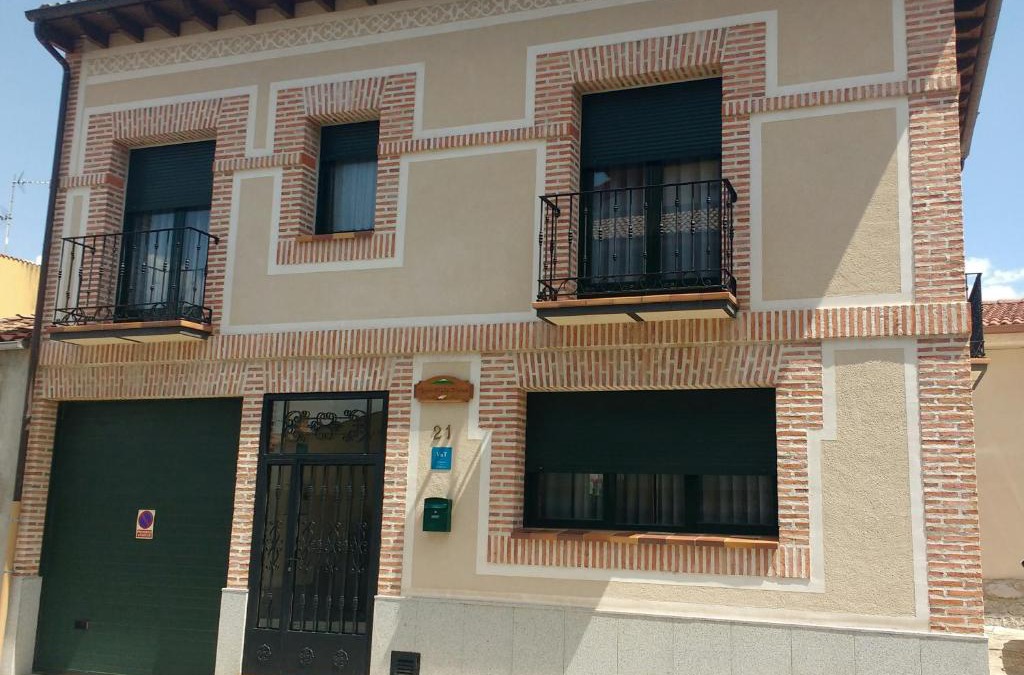 Torrecaballeros House | Casa Siete Picos