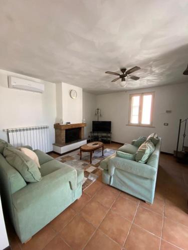 Chiesina Uzzanese House | Casa Simi